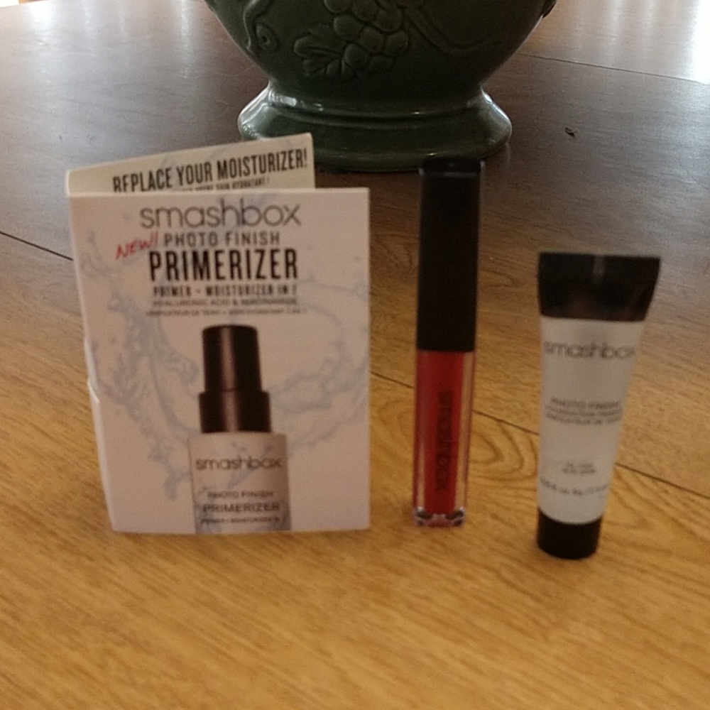 New 3 Piece Smashbox Set
